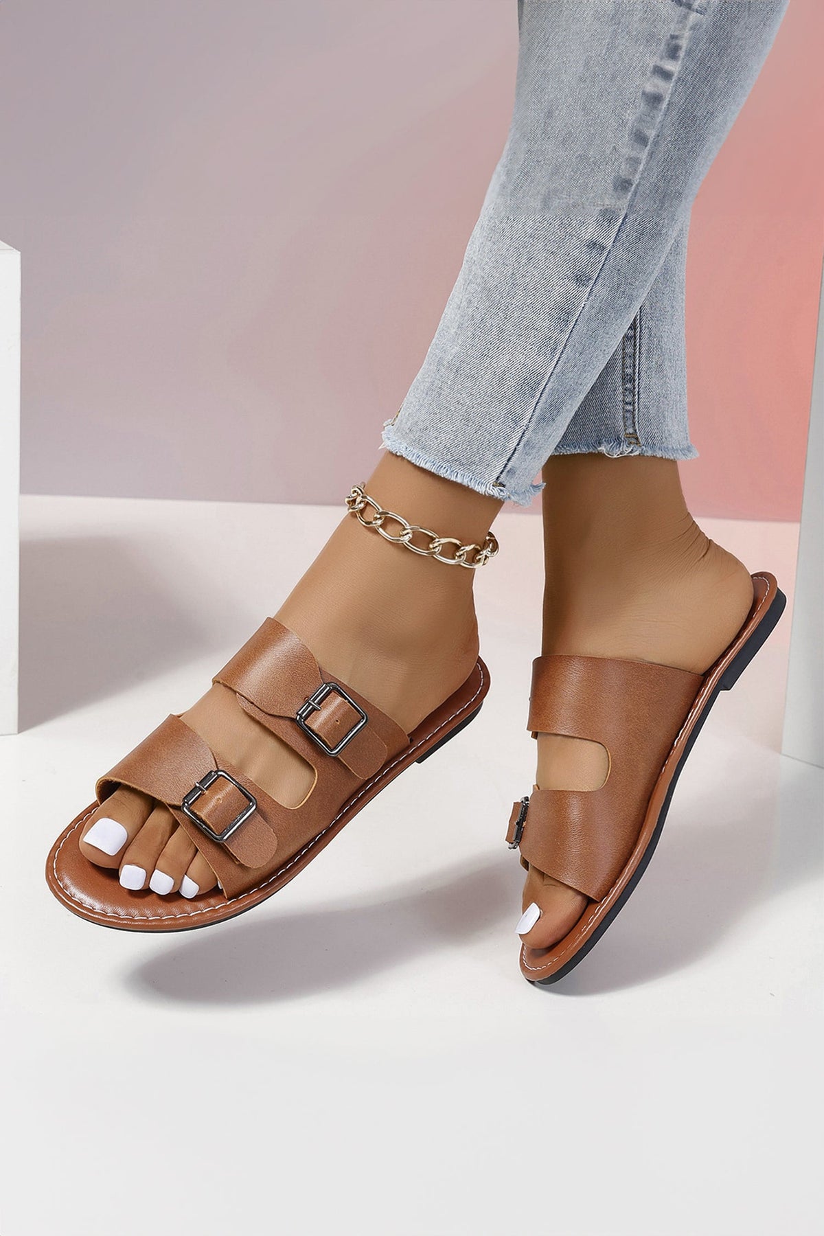 Madelynn Leather Flat Slippers