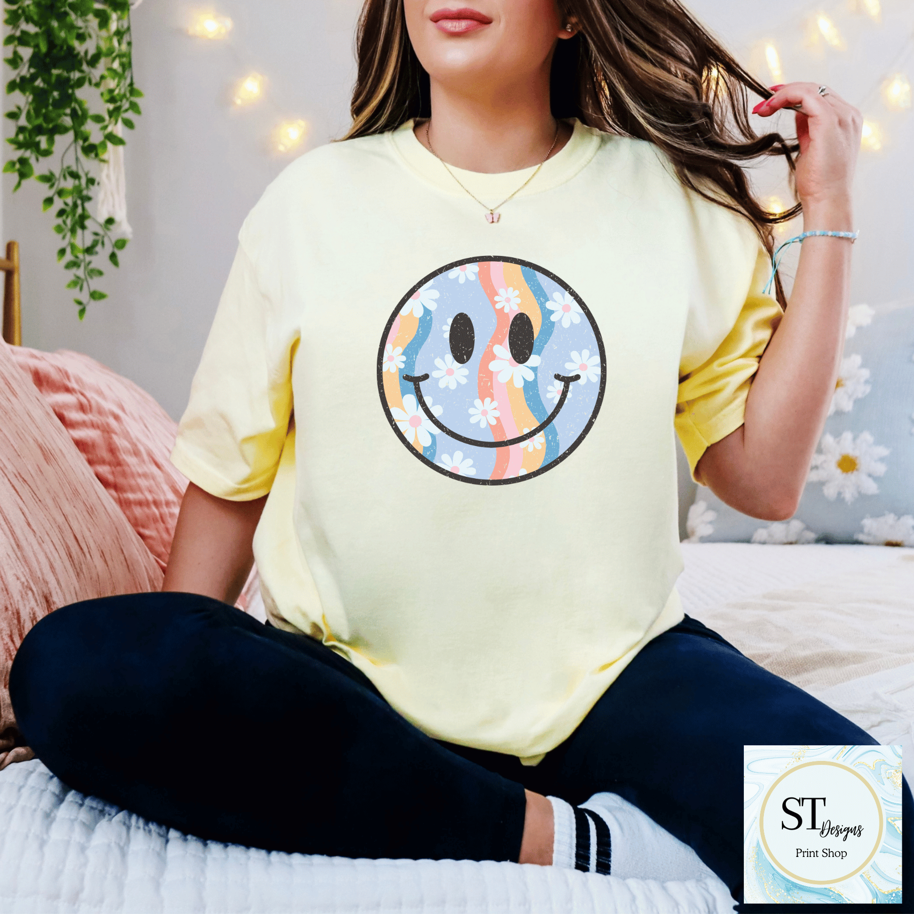 Retro Bloom Smile