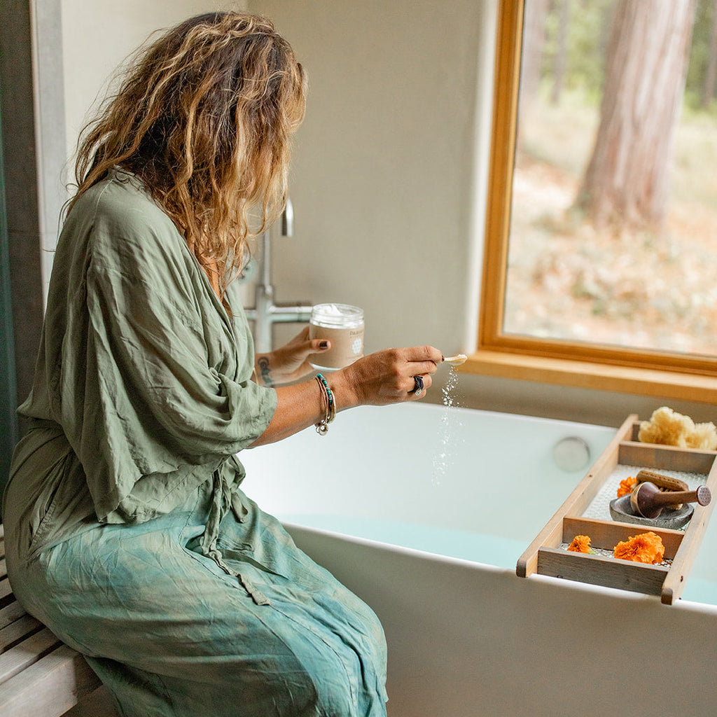 Coconut Milk Bath | Ayurvedic Herbal Soaking Ritual for Skin & Spirit-4