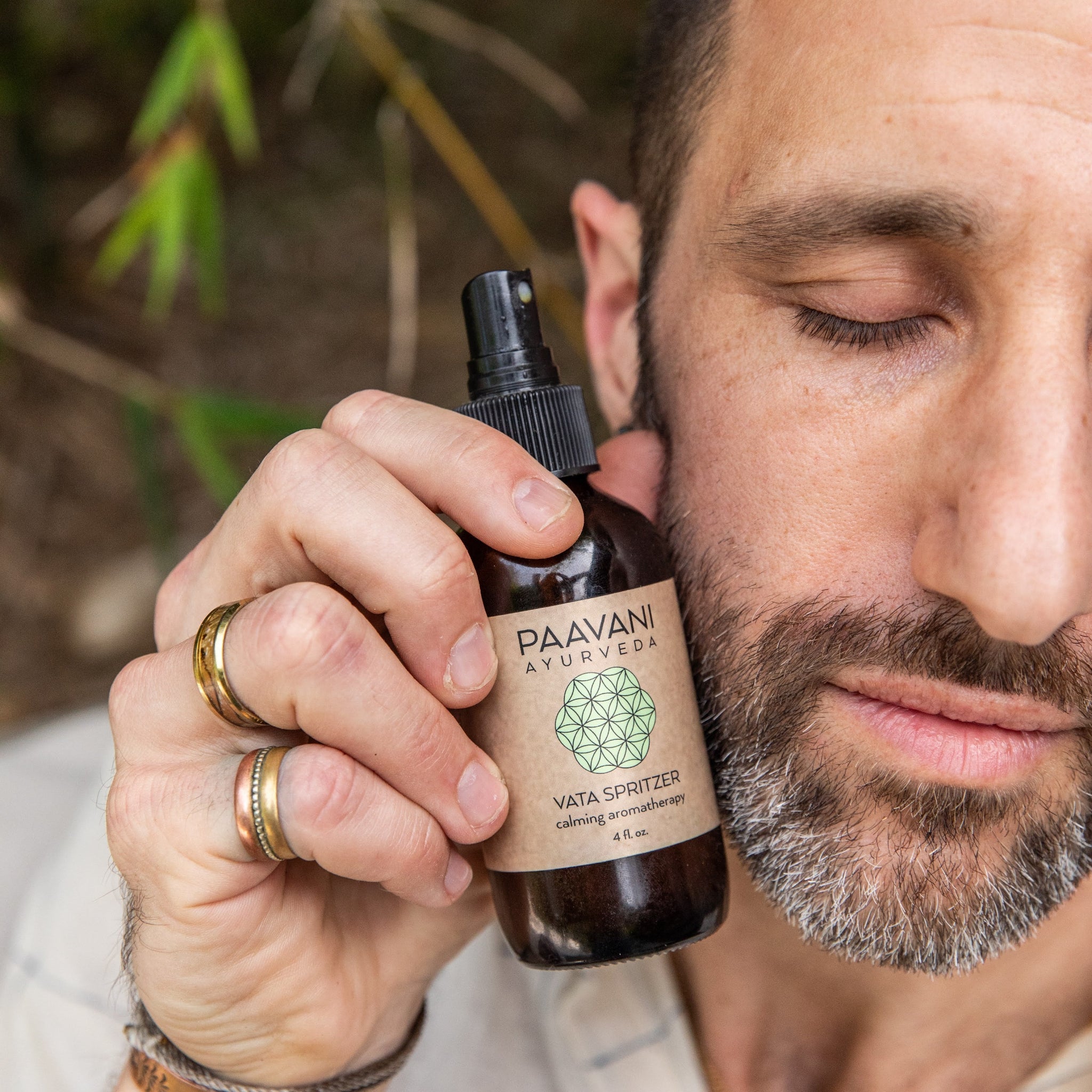 Vata Spritzer | Ayurvedic Aromatherapy Mist for Grounding & Calm-3