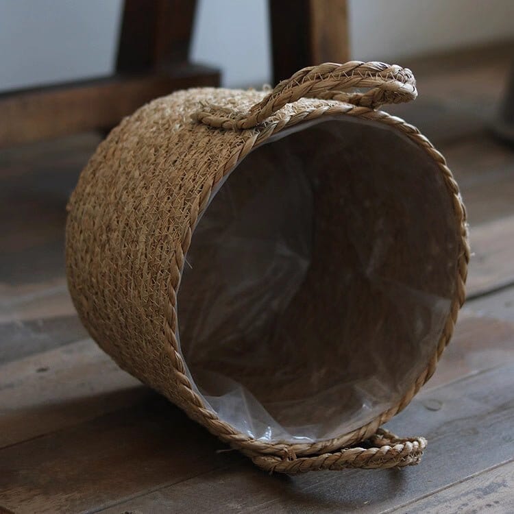 Handwoven Seagrass Basket for Plants (Shipping fees may apply)